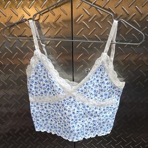 H&M White Lace Accent Top